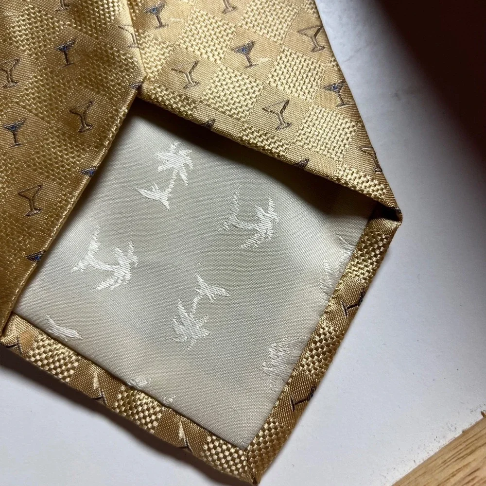 Tommy Bahama Mens Necktie Martini Glass Silk Gold One Size